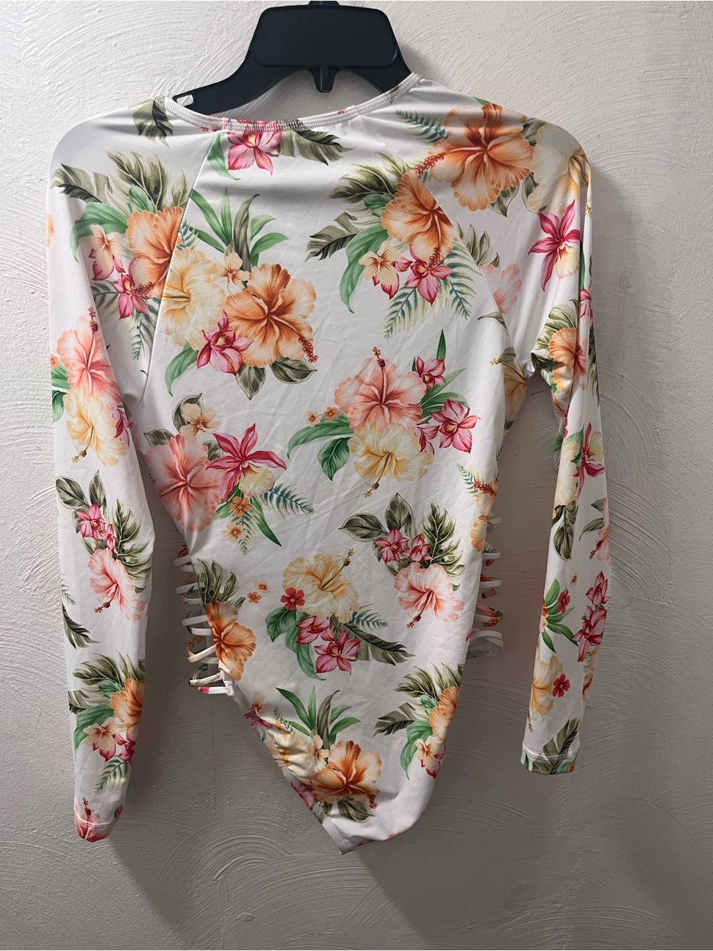 Hurley White Floral Long-Sleeve Zip One-Piece Swimsuit /Surf Women’s Size M NWOT - Picture 4 of 11
